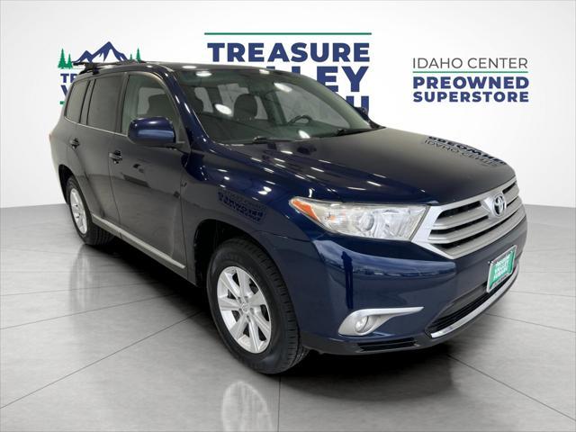 used 2012 Toyota Highlander car, priced at $13,995