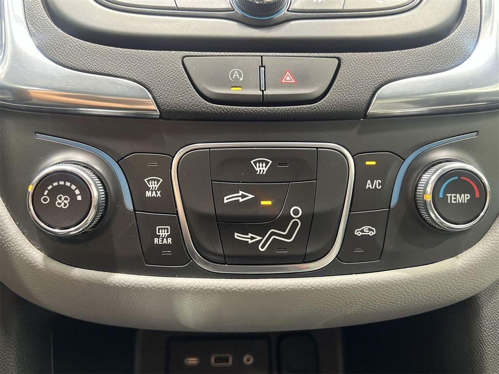 used 2023 Chevrolet Equinox car, priced at $24,262
