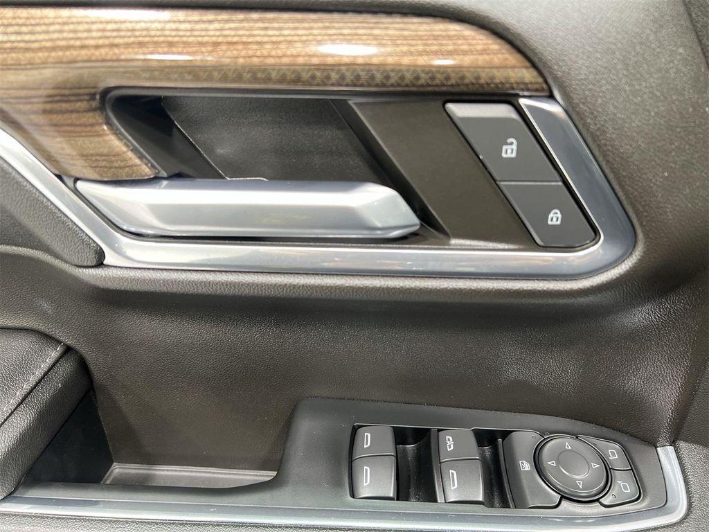 used 2024 Chevrolet Silverado 1500 car, priced at $39,888