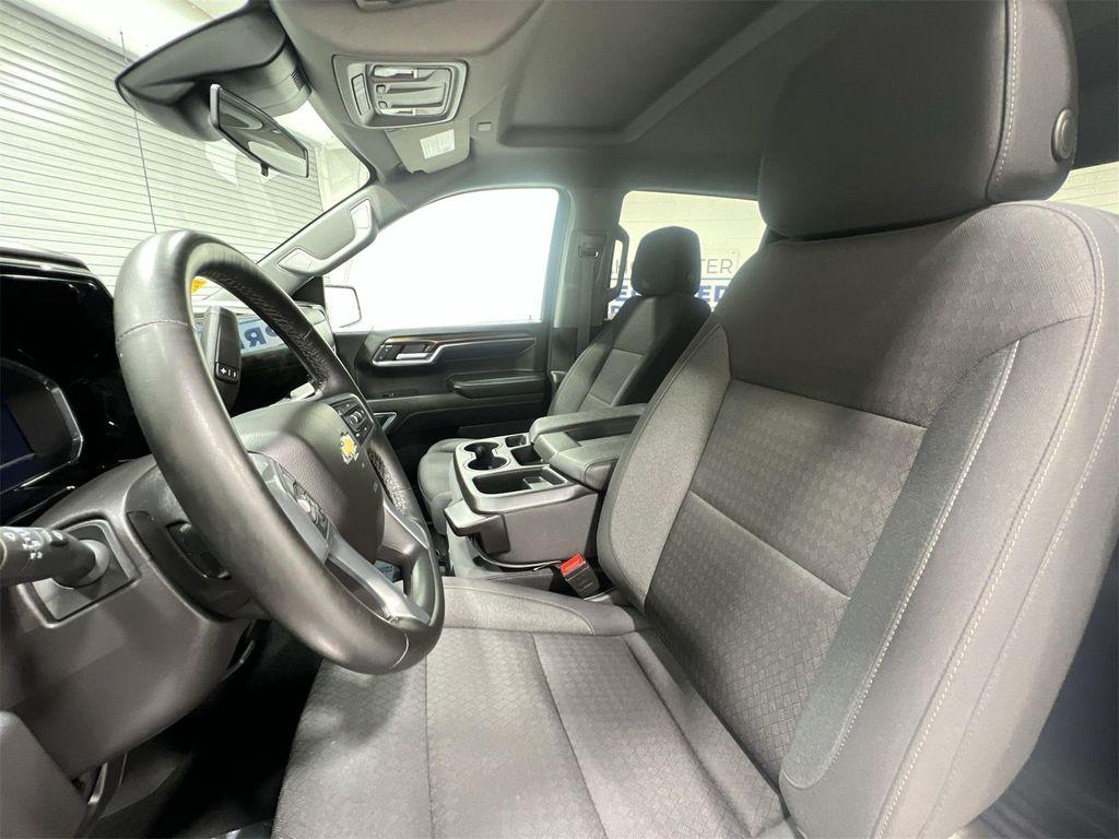 used 2024 Chevrolet Silverado 1500 car, priced at $39,888