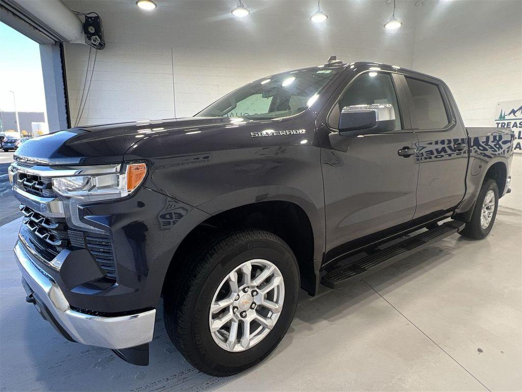 used 2024 Chevrolet Silverado 1500 car, priced at $39,888