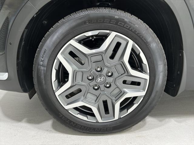 used 2022 Hyundai Santa Fe car, priced at $33,995