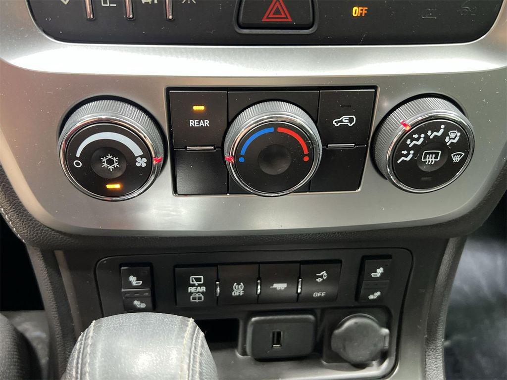 used 2015 GMC Acadia car, priced at $10,995