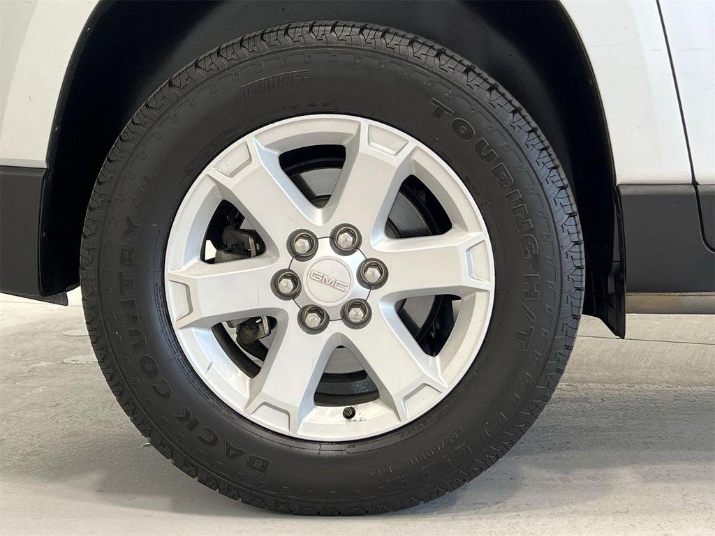 used 2015 GMC Acadia car, priced at $10,995