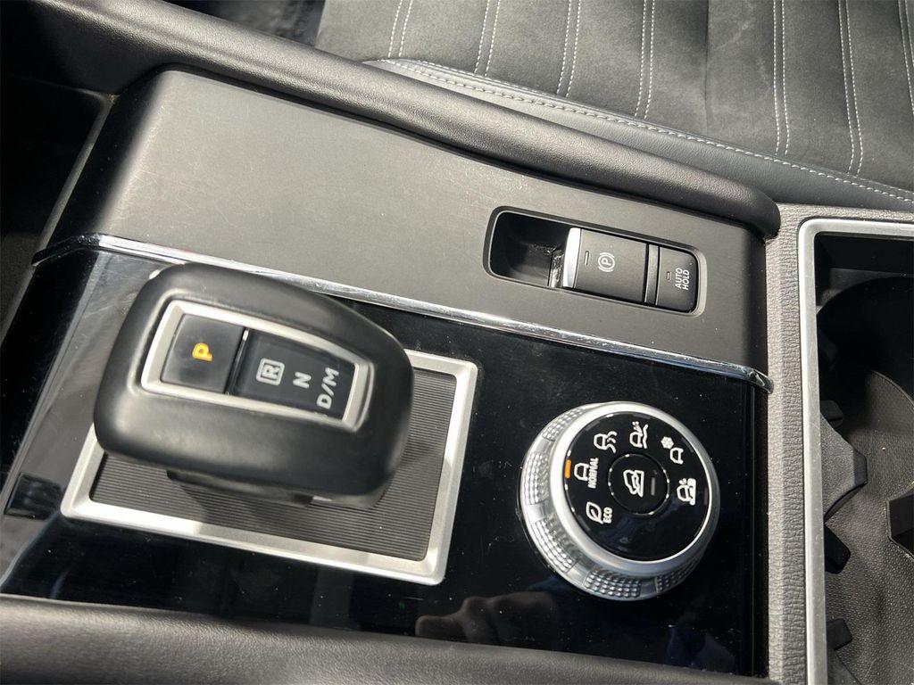 used 2024 Mitsubishi Outlander car, priced at $27,669