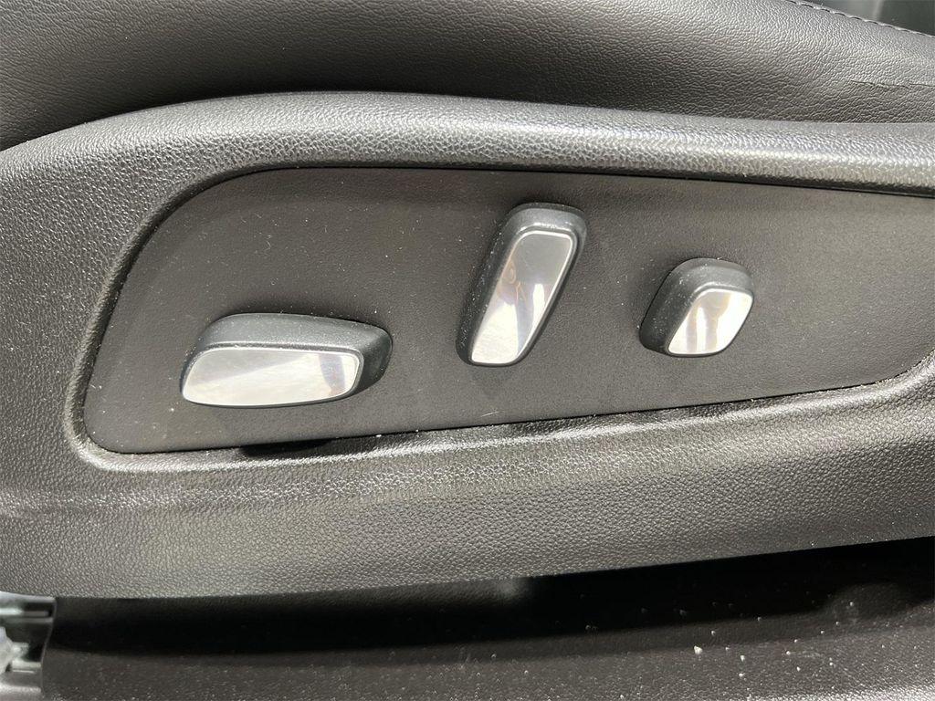 used 2018 Cadillac XT5 car, priced at $21,887
