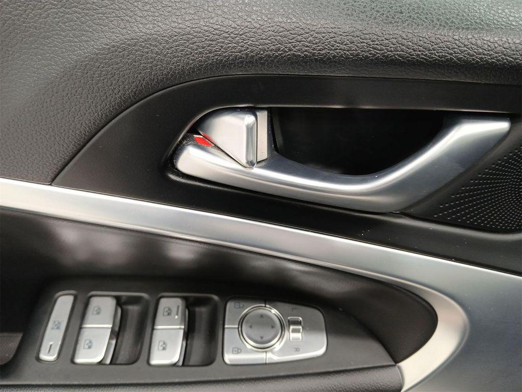 used 2023 Genesis G70 car, priced at $26,884