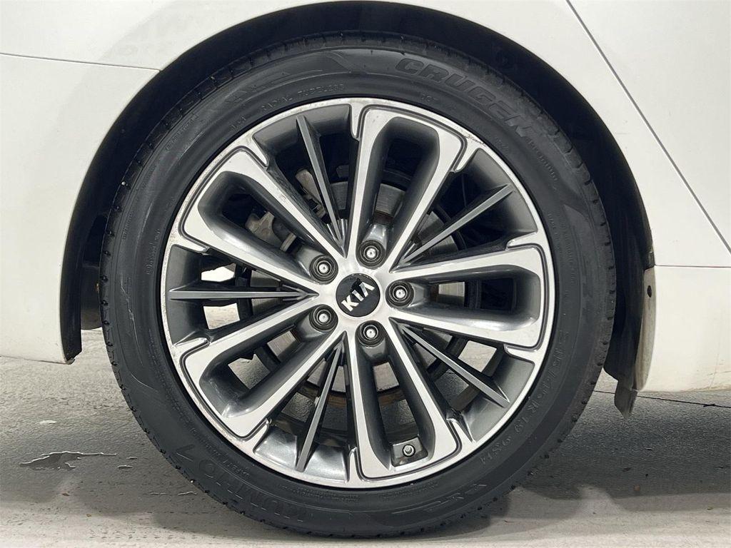 used 2019 Kia Cadenza car, priced at $21,884