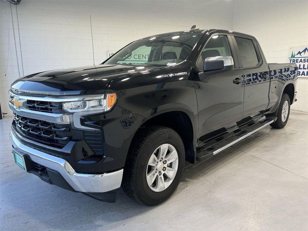 used 2024 Chevrolet Silverado 1500 car, priced at $39,996