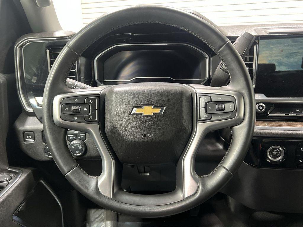 used 2024 Chevrolet Silverado 1500 car, priced at $39,996