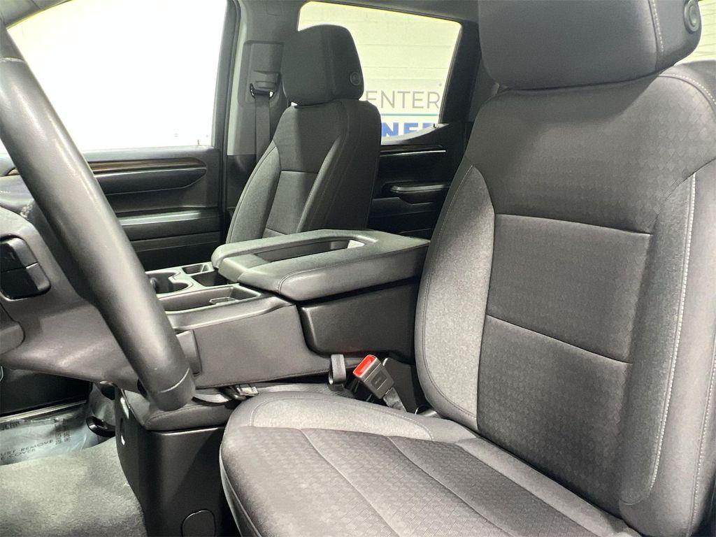 used 2024 Chevrolet Silverado 1500 car, priced at $39,996