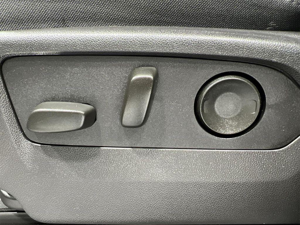 used 2024 Chevrolet Silverado 1500 car, priced at $39,996