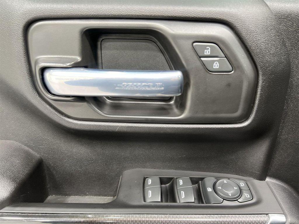 used 2022 Chevrolet Silverado 1500 car, priced at $36,884
