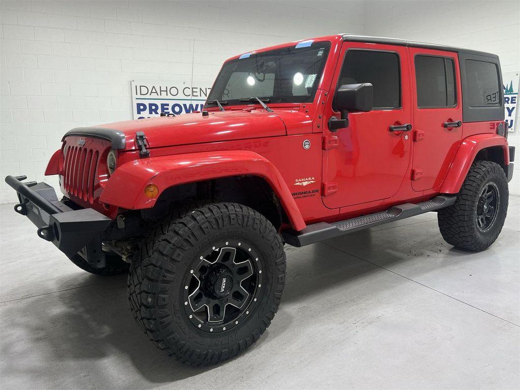 used 2015 Jeep Wrangler Unlimited car, priced at $19,995