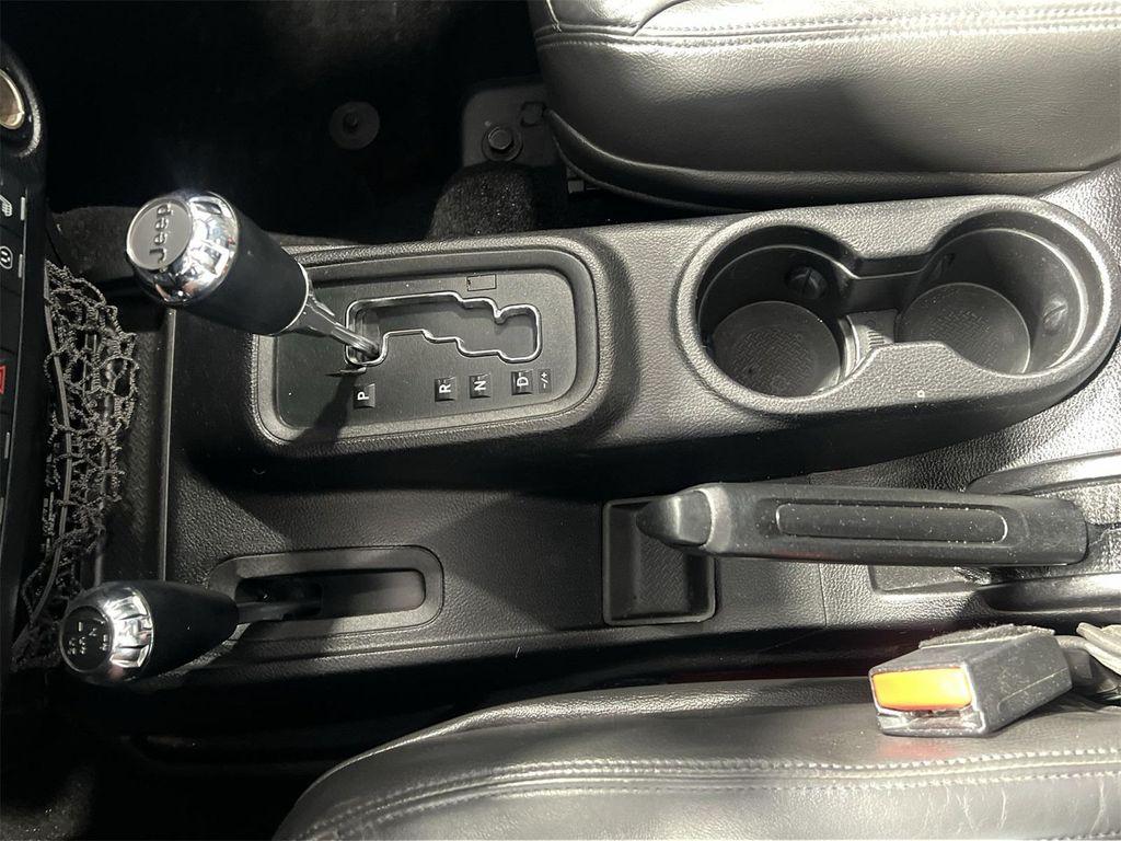 used 2015 Jeep Wrangler Unlimited car, priced at $19,995