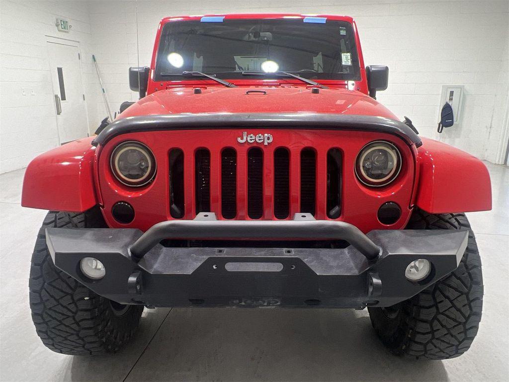 used 2015 Jeep Wrangler Unlimited car, priced at $19,995