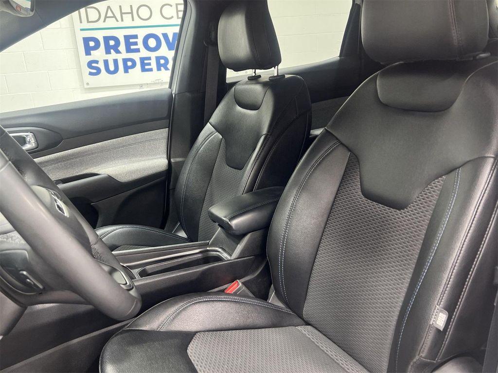 used 2024 Jeep Compass car, priced at $25,995