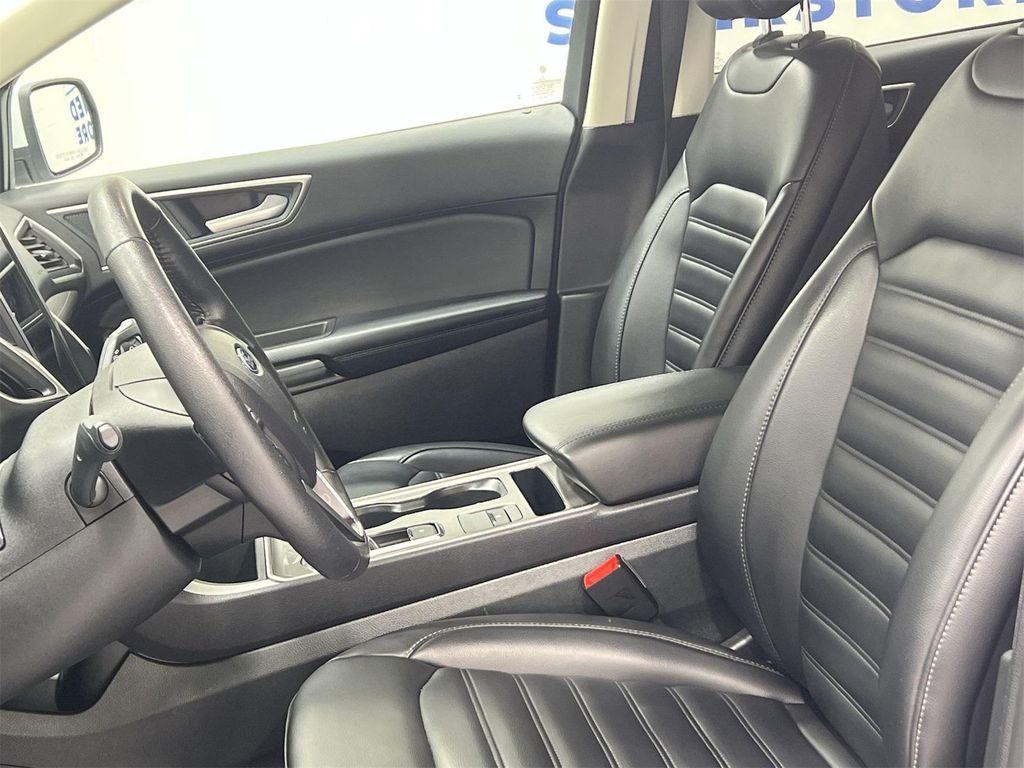 used 2024 Ford Edge car, priced at $27,995