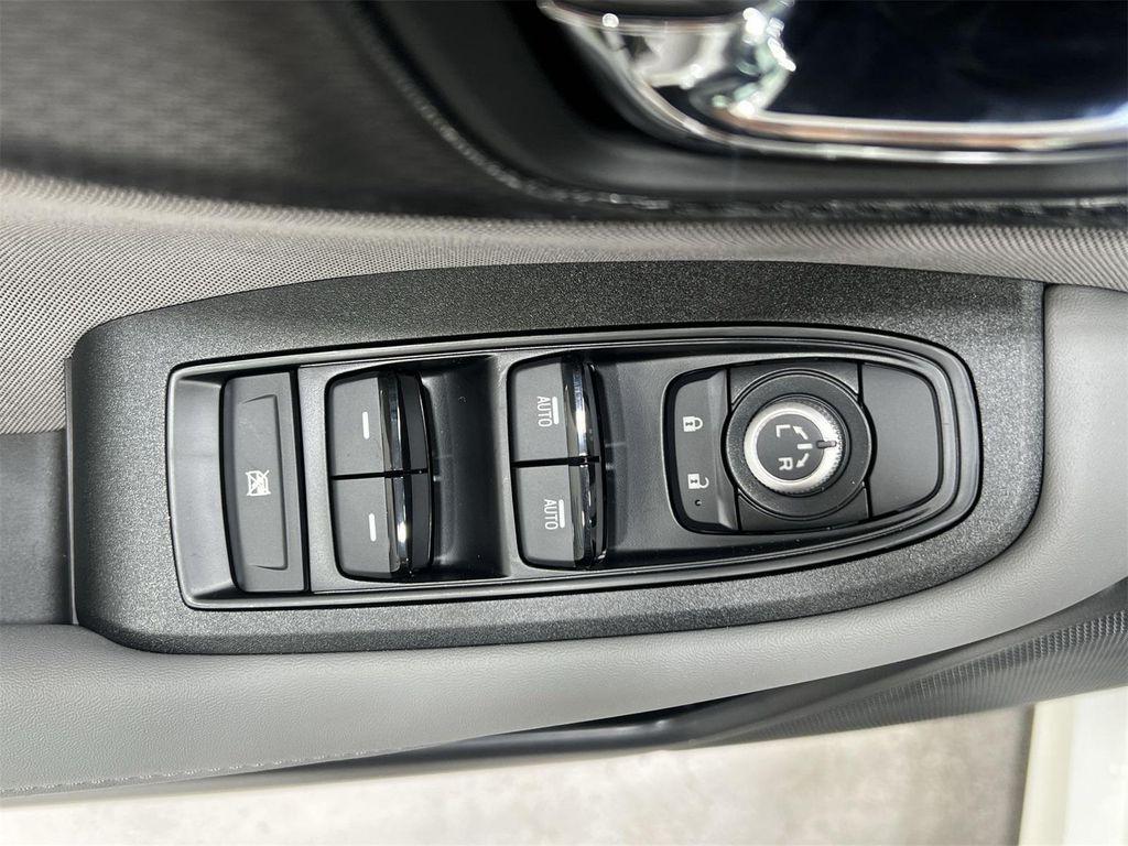 new 2025 Subaru Legacy car, priced at $30,538