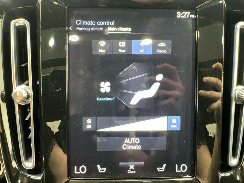 used 2021 Volvo XC40 car, priced at $21,978