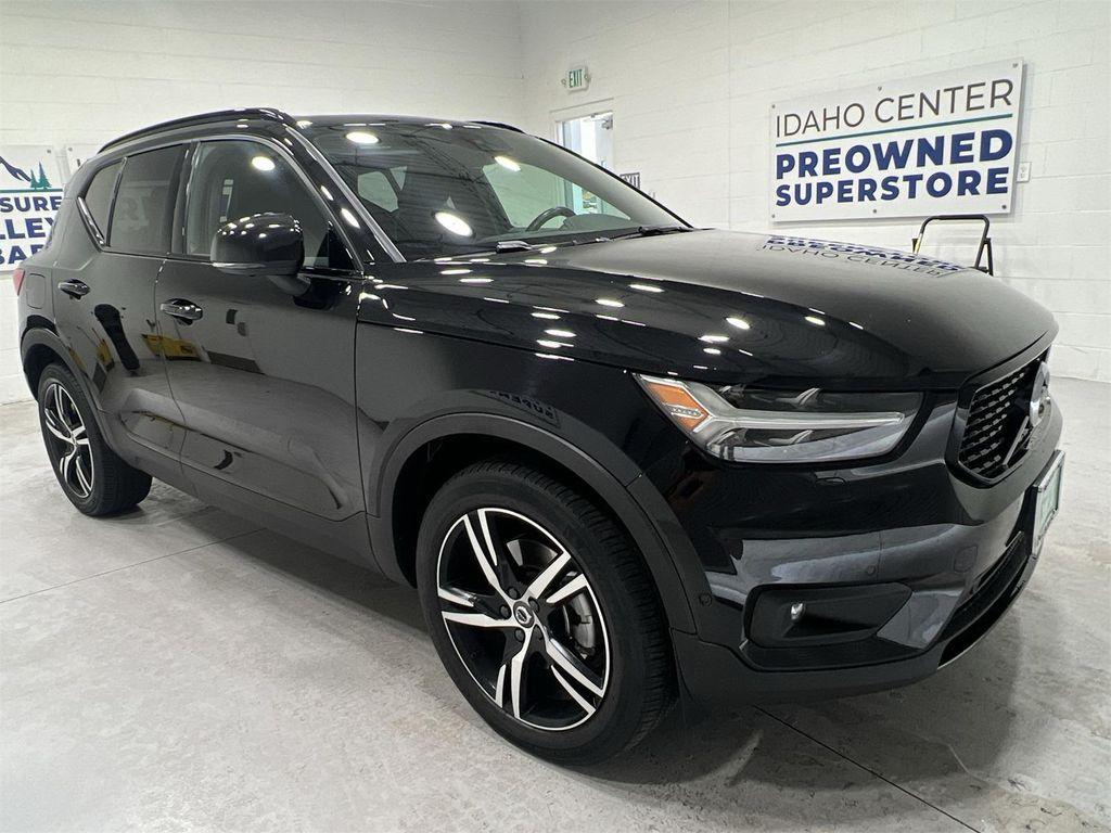 used 2021 Volvo XC40 car, priced at $21,978