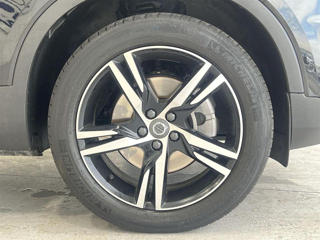 used 2021 Volvo XC40 car, priced at $21,978