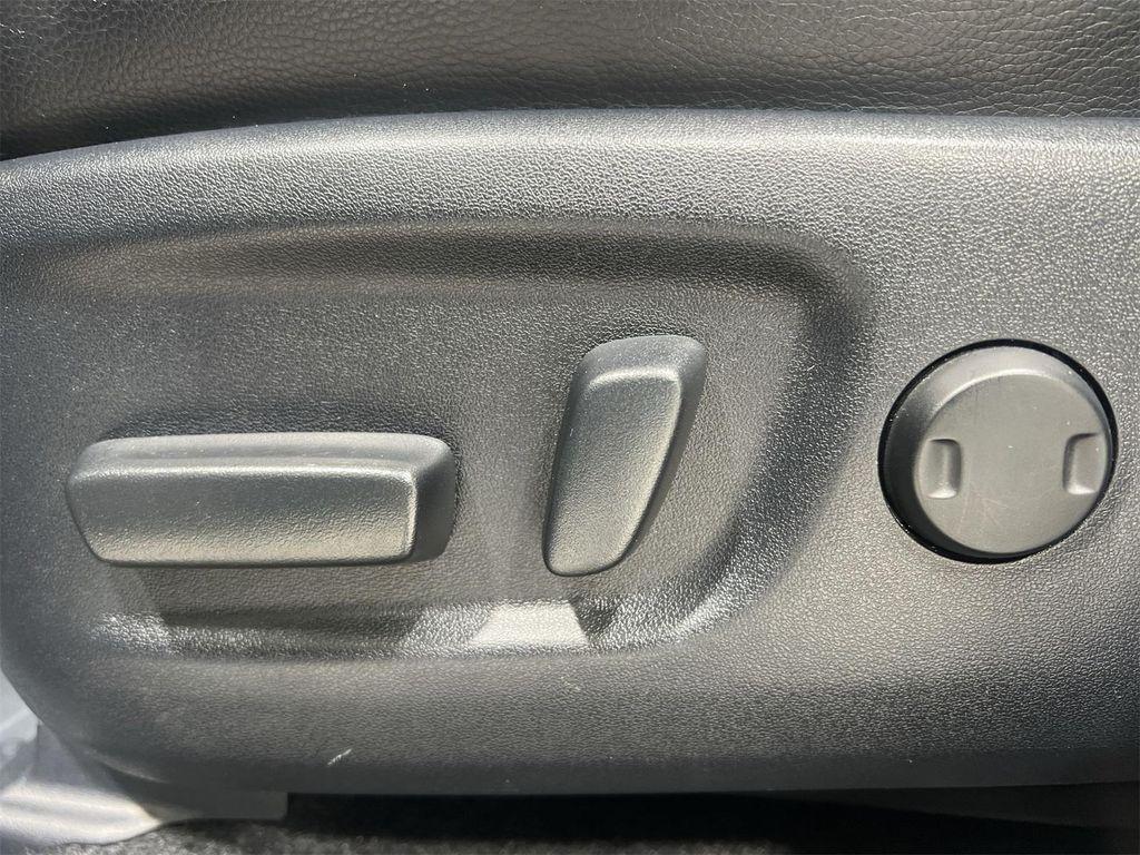 used 2018 Toyota RAV4 Hybrid car, priced at $25,511