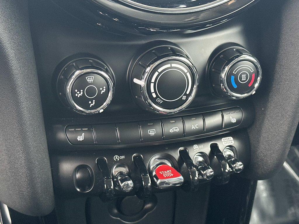 used 2024 MINI Hardtop car, priced at $27,495