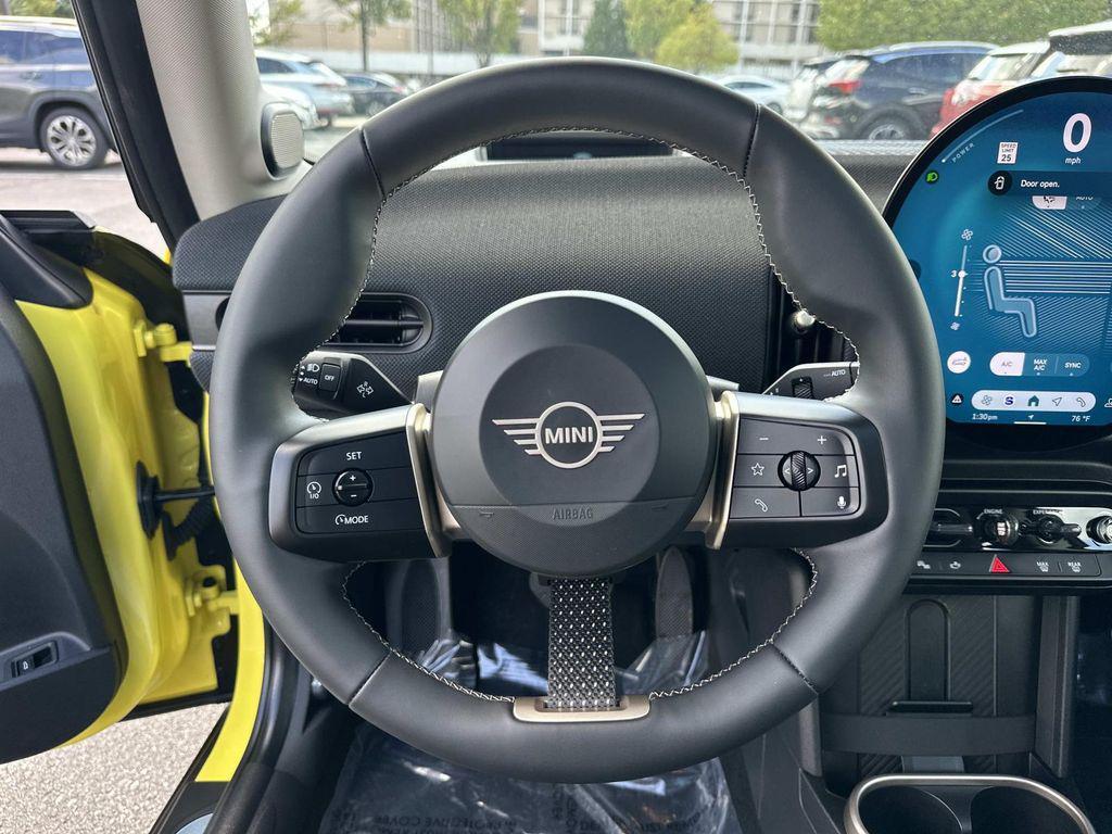 used 2025 MINI Hardtop car, priced at $27,500