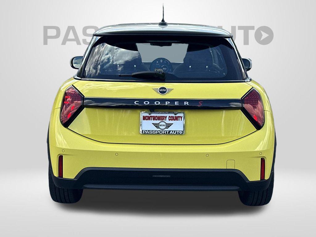 used 2025 MINI Hardtop car, priced at $27,500