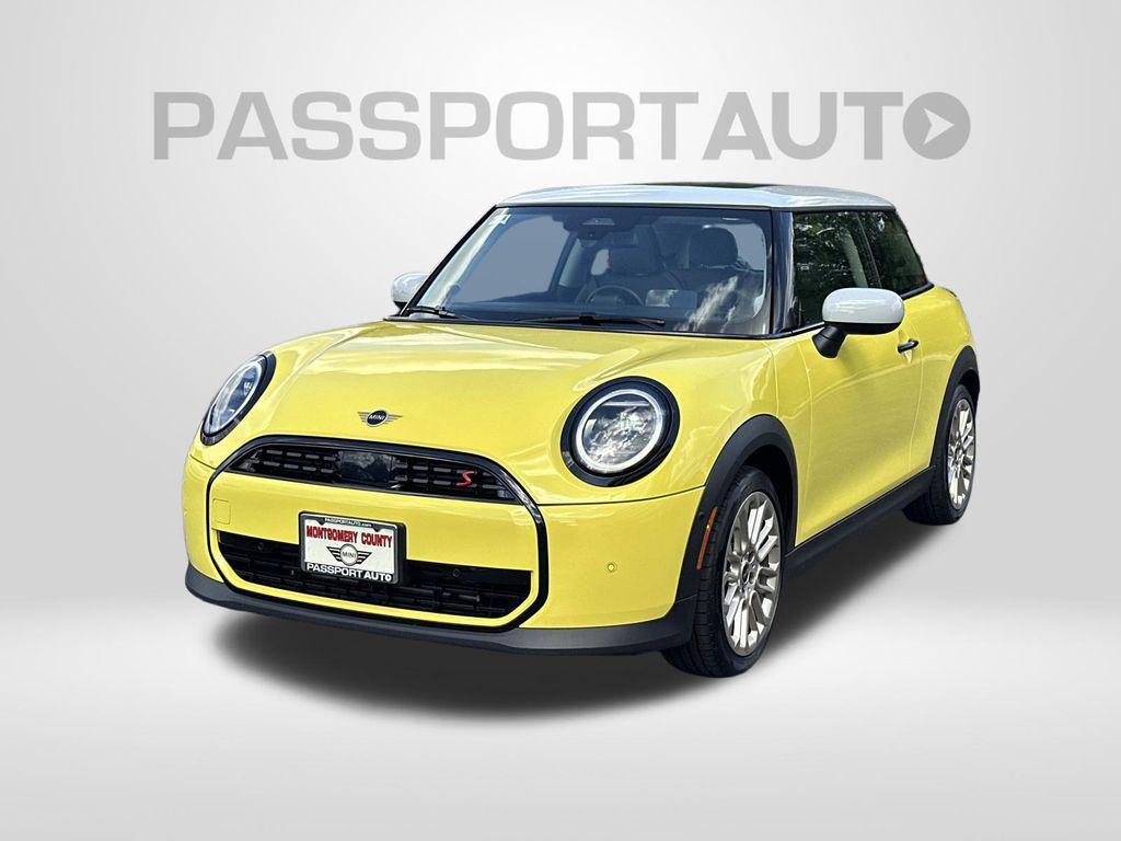 used 2025 MINI Hardtop car, priced at $29,500