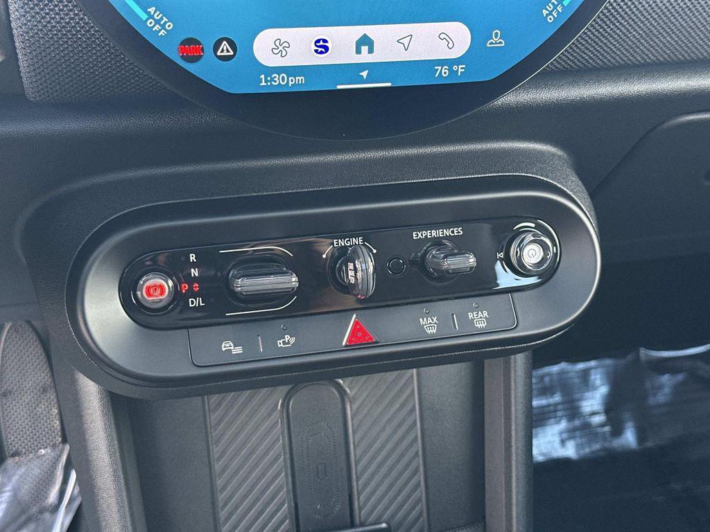 used 2025 MINI Hardtop car, priced at $27,500