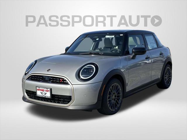 new 2025 MINI Hardtop car, priced at $38,115