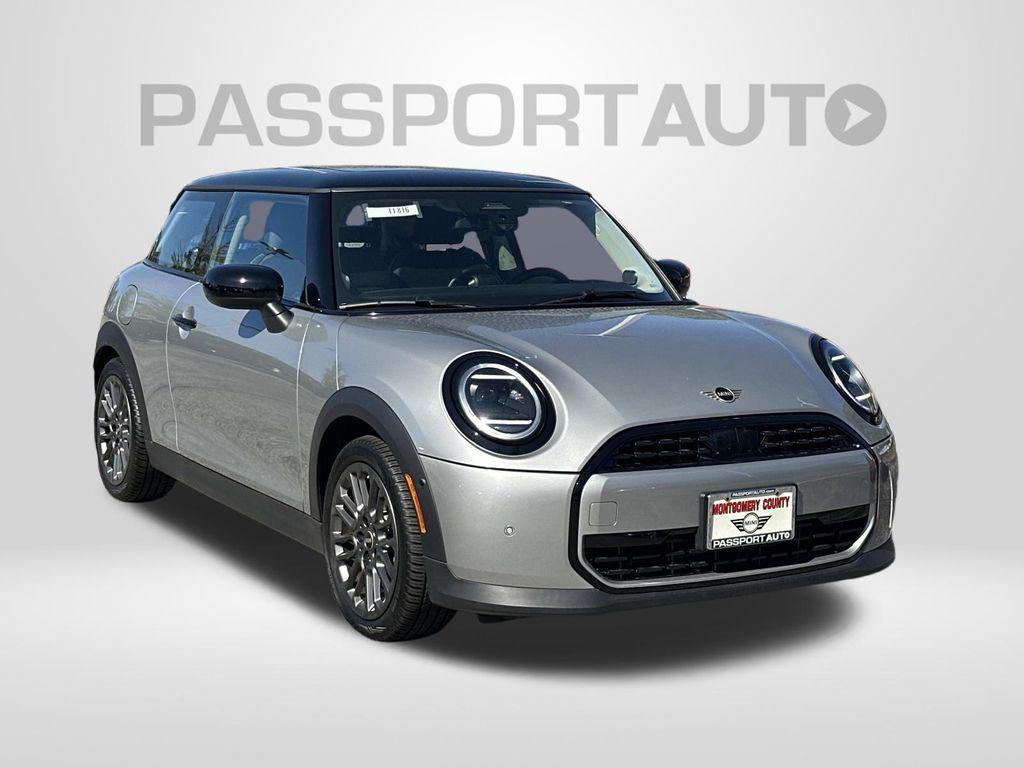 used 2025 MINI Hardtop car, priced at $27,450