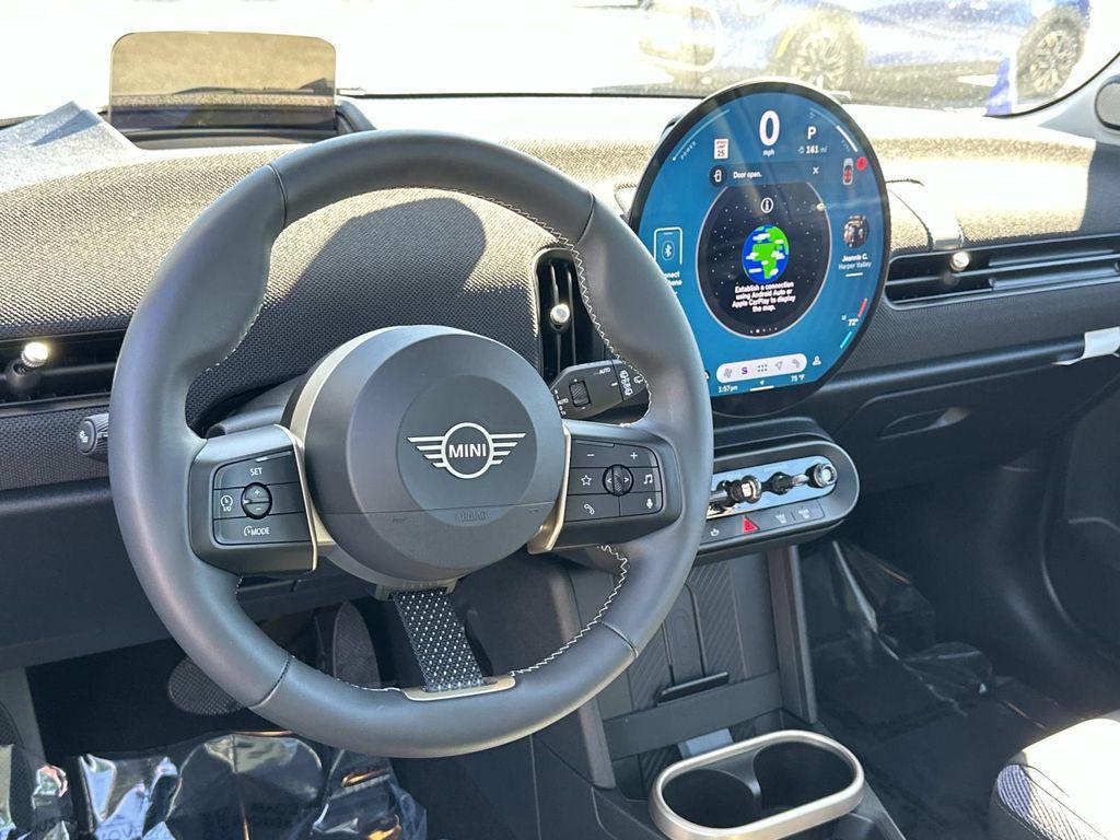 used 2025 MINI Hardtop car, priced at $28,950