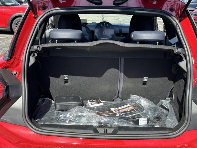 new 2025 MINI Hardtop car, priced at $38,810