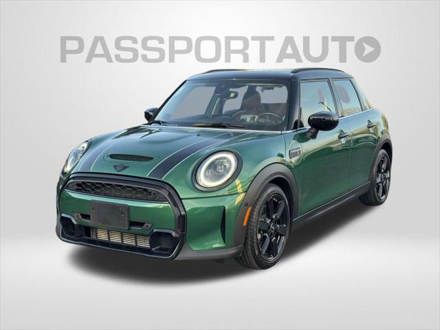 used 2022 MINI Hardtop car, priced at $19,400