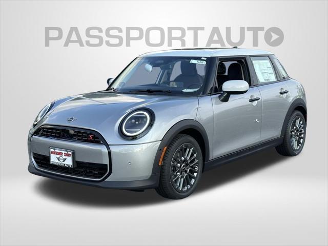 new 2025 MINI Hardtop car, priced at $37,530