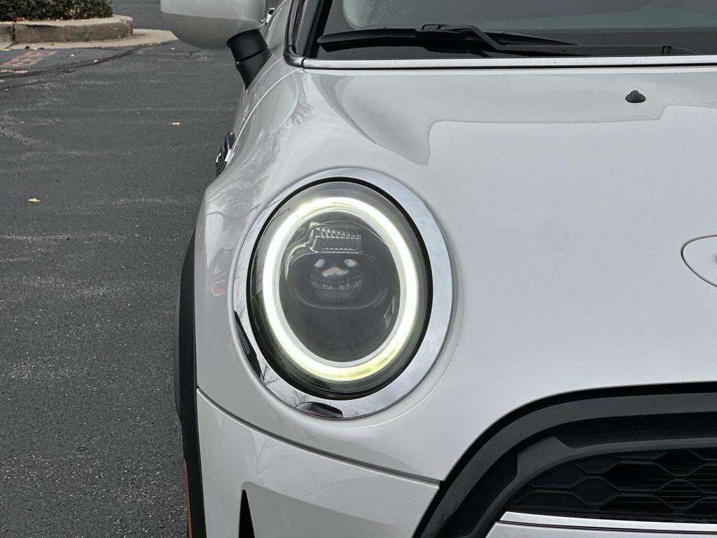 used 2023 MINI Hardtop car, priced at $27,495