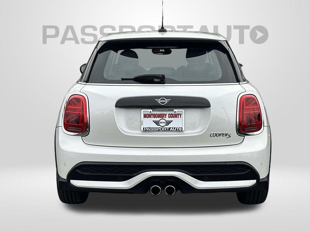 used 2023 MINI Hardtop car, priced at $27,495