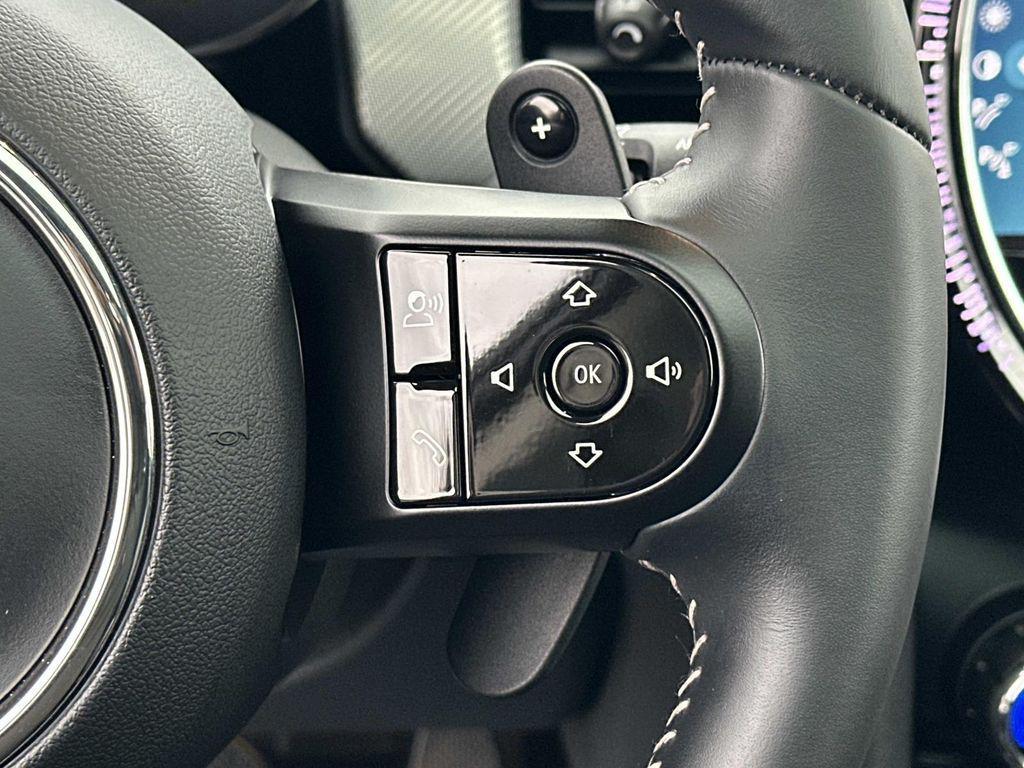 used 2023 MINI Hardtop car, priced at $27,495