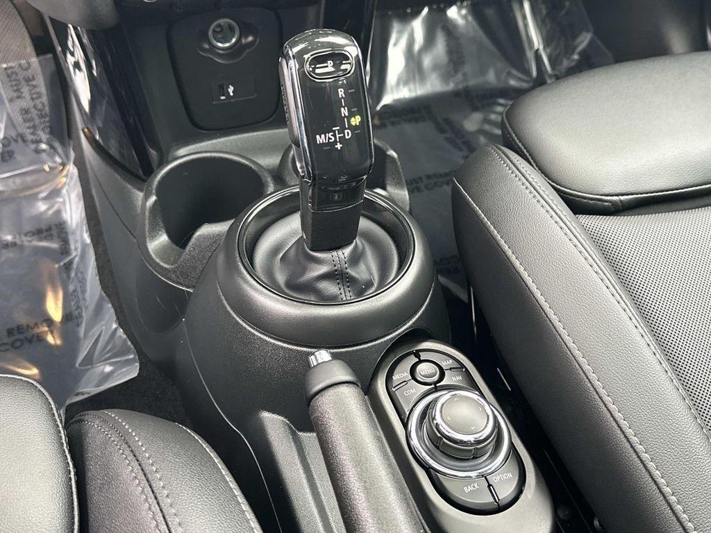 used 2023 MINI Hardtop car, priced at $27,495