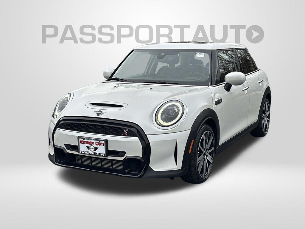 used 2023 MINI Hardtop car, priced at $27,495
