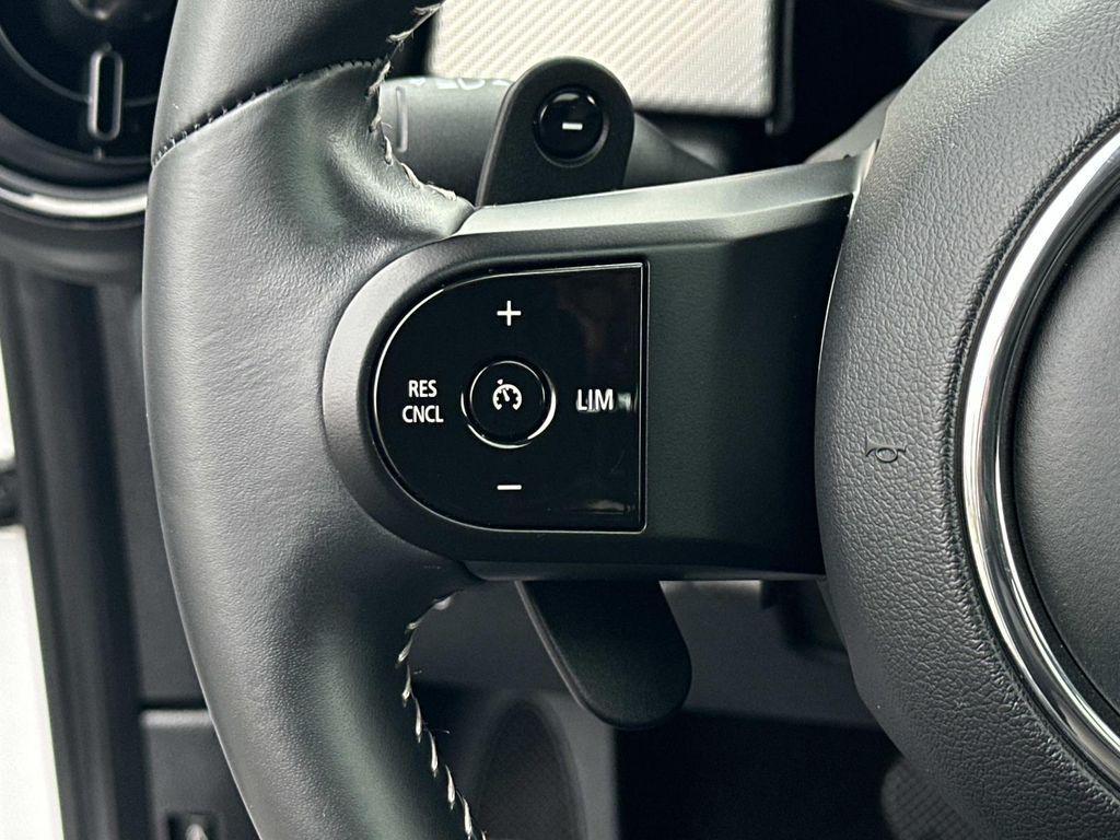 used 2023 MINI Hardtop car, priced at $27,495