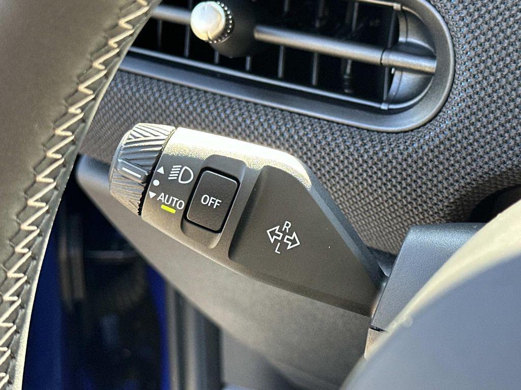 used 2025 MINI Hardtop car, priced at $27,900