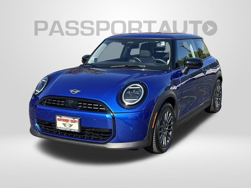 used 2025 MINI Hardtop car, priced at $29,379