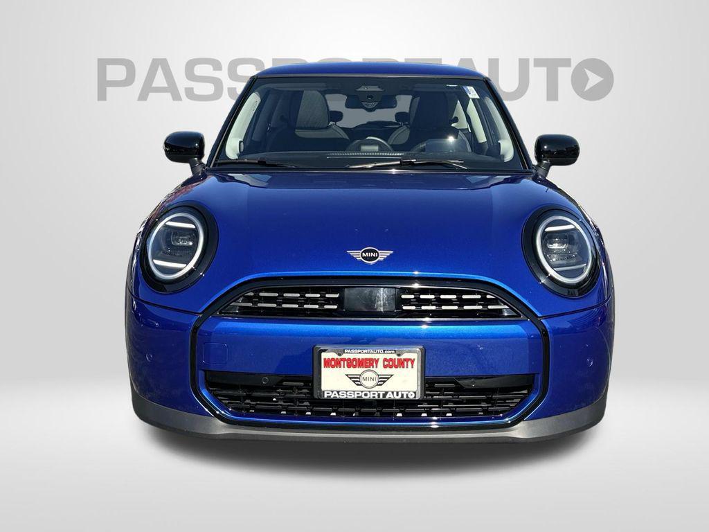used 2025 MINI Hardtop car, priced at $27,900