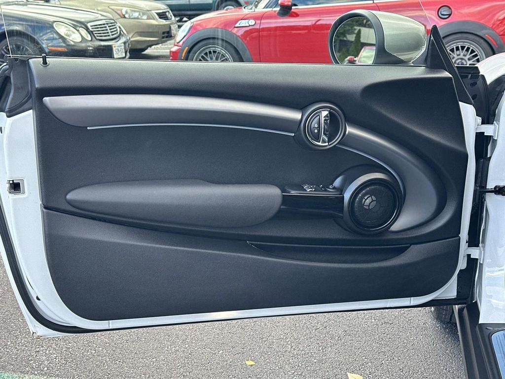 used 2024 MINI Hardtop car, priced at $24,420