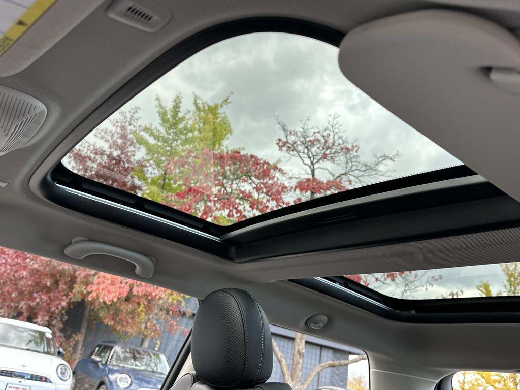 used 2024 MINI Hardtop car, priced at $24,420