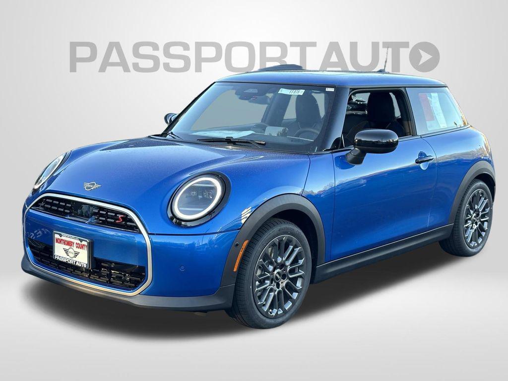 new 2025 MINI Hardtop car, priced at $37,080